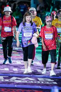 BIB: 
                            <button type="button" onclick="openModal(26351103)" class="btn btn-primary btn-sm float-right btn-popup" data-toggle="modal" data-target=".modal-high-quality">
                        <i class="fas fa-shopping-cart"></i> Add to Cart
                    </button>
                                            <button type="button" onclick="isThisMe(26351103, true)" class="btn btn-success btn-sm float-right btn-popup btn-isme hidden" data-toggle="tooltip" data-placement="bottom" title="นี่คือรูปของคุณใช่ไหม คลิกที่นี่เพื่อเอาเข้าอัลบั้ม">
                        <i class="fas fa-plus"></i> Add to album
                    </button>
                    <button type="button" onclick="isThisMe(26351103, false)" class="btn btn-warning btn-sm float-right btn-popup btn-isnotme hidden">
                        <i class="fas fa-ban"></i> Remove from album
                    </button>